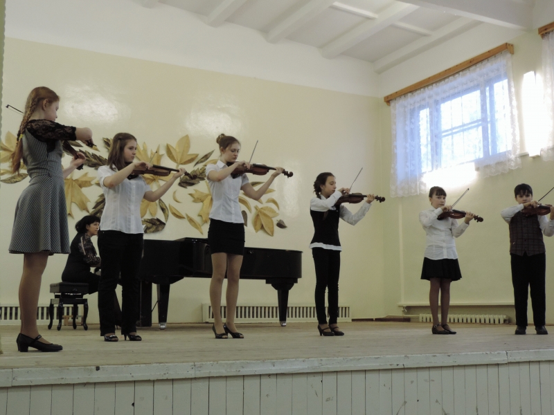 Ансамбль скрипачей 2014